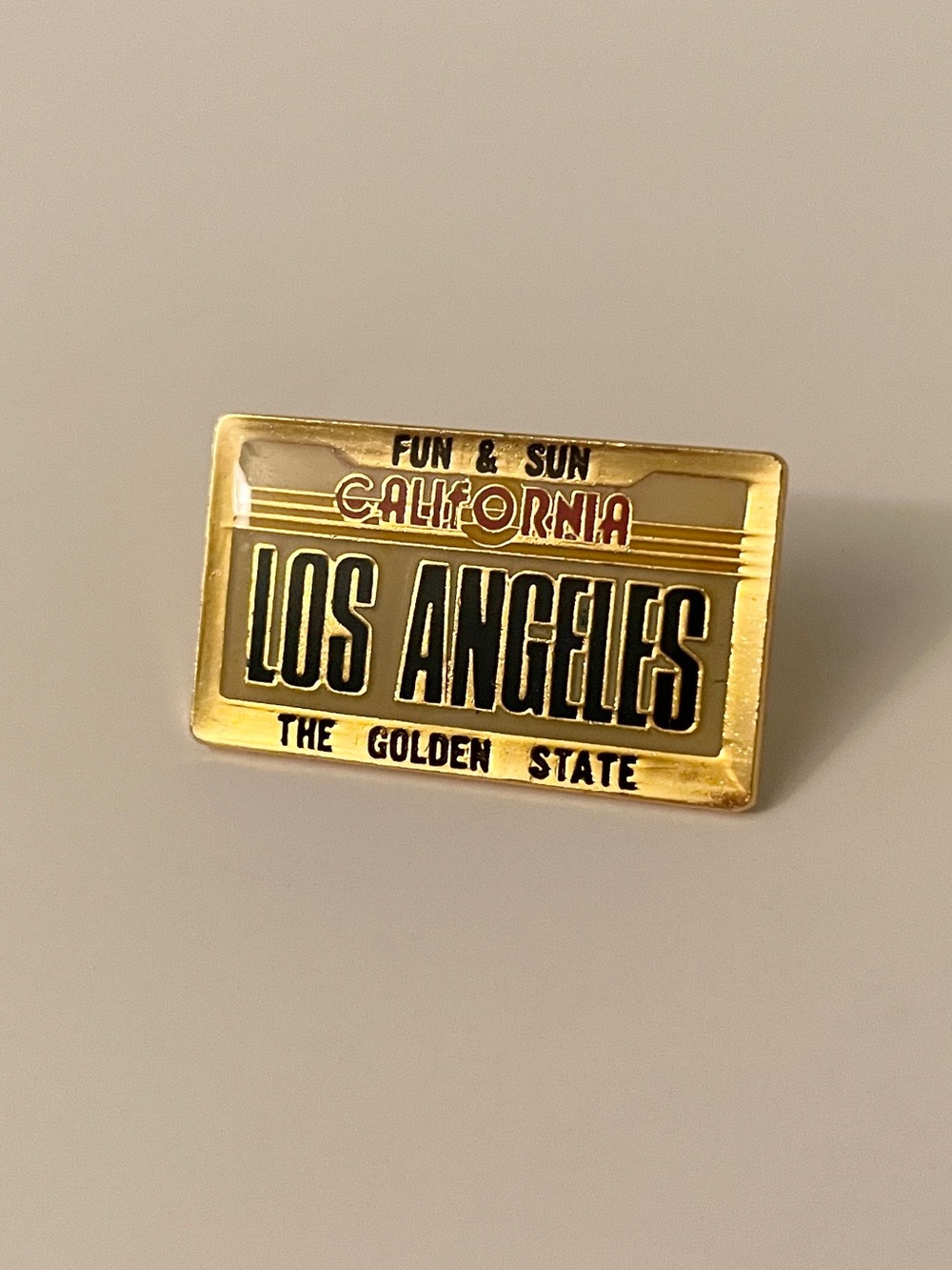 Vintage Gold Tone Los Angeles California License Plate Lapel Pin Taiwan